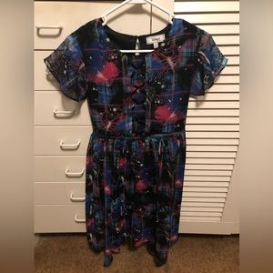 Cool and Multicolored D-Signed Disney Asymmetrical Hem Short Sleeve Dress